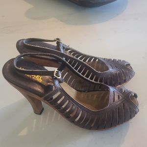 MICHAEL Michael Kors open toe heel 8.5